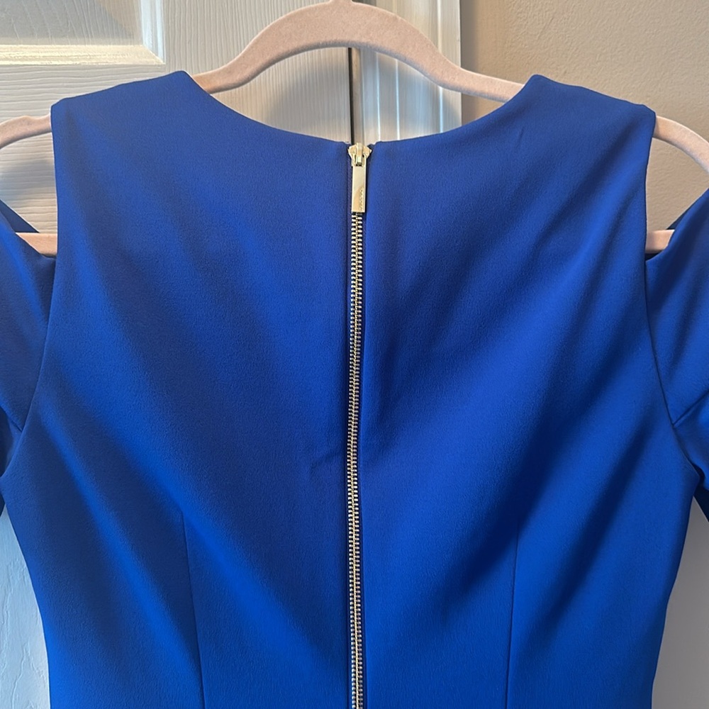 Calvin Klein Louise Cold Shoulder Knit dress in Cobalt size 6 nwt - Picture 5 of 6